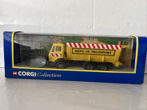 Vintage 1997 corgi - vintage,