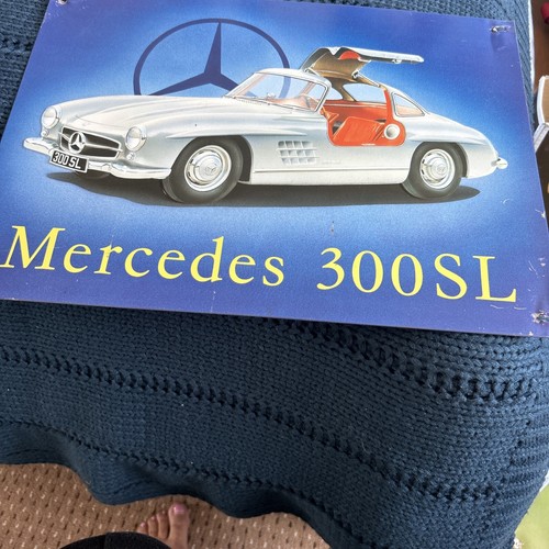 Mercedes 300 metal garage - 300, sl