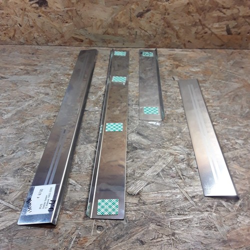 Mercedes trim set chrome - mercedes,
