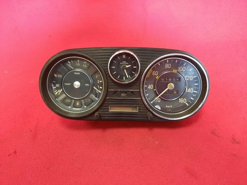 Mercedes benz speedometer - mercedes,